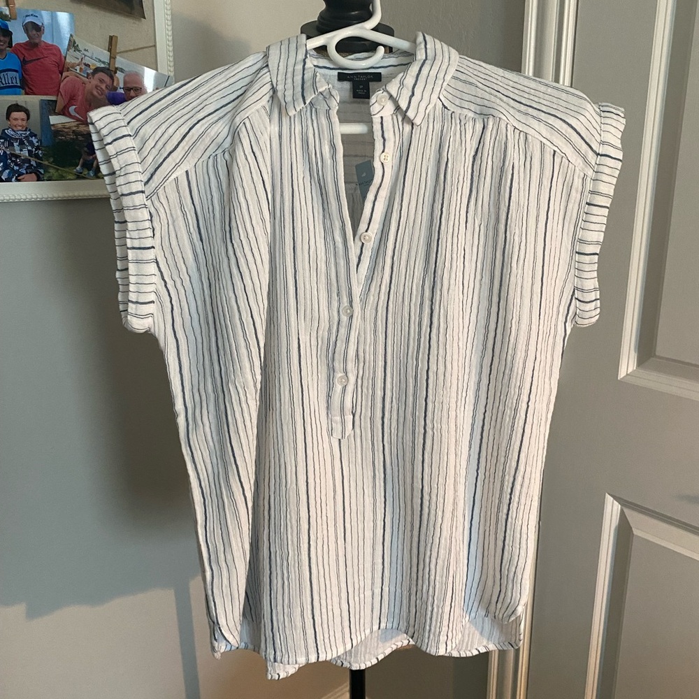 Women’s Striped White and Blue Shirt